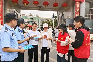 沃恩：球队之前防守没打出延续性 今天球队在攻防两端都会很努力